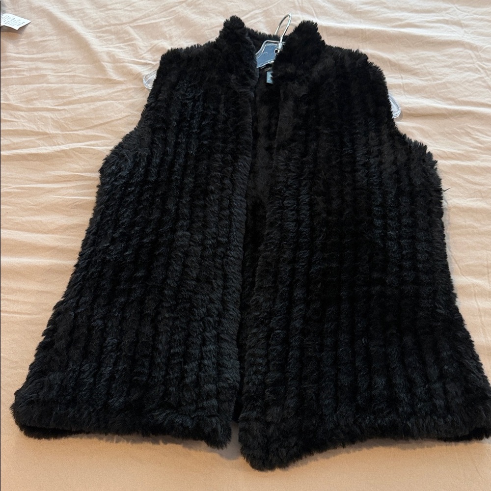 Bloomingdale’s Aqua Faux Fur Vest - Small